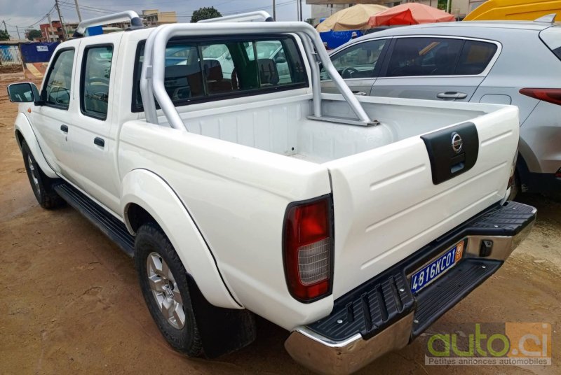 Photo 4 AUTO.CI : Nissan Pick-Up Hardbody 
