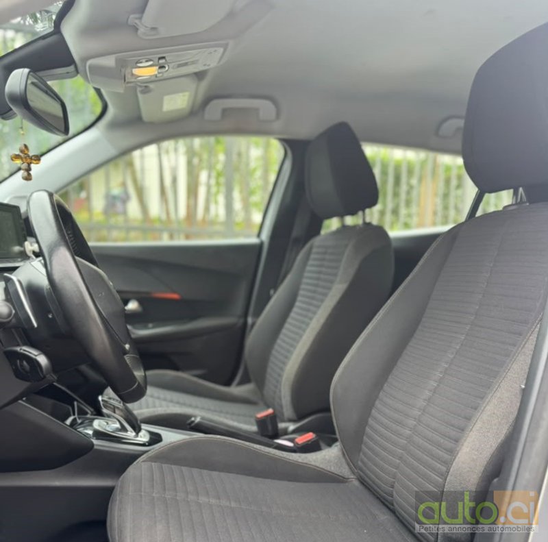 Photo 4 AUTO.CI : Peugeot 2008 Full option