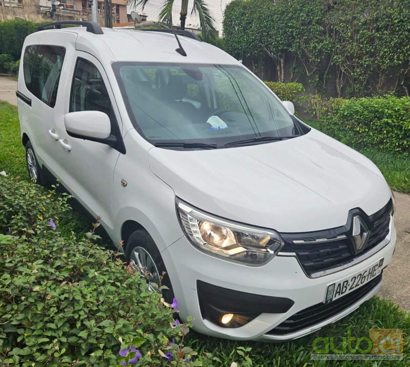 Photo 4 AUTO.CI : Renault Express II 1.6 