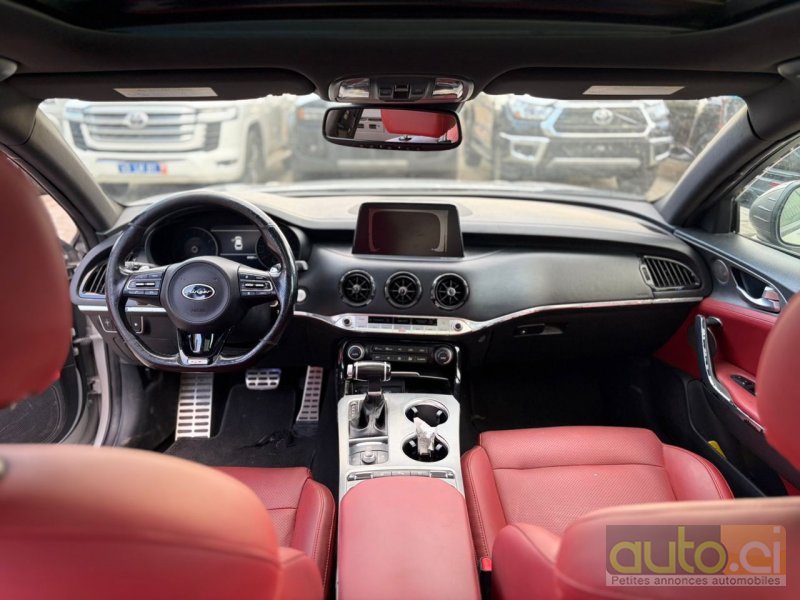 Photo 4 AUTO.CI : KIA Stinger 3.0 moteur v6