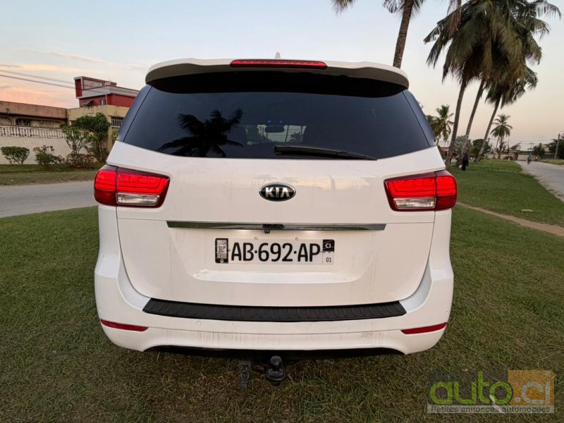 Photo 4 AUTO.CI : KIA Carnival 2.0L Full Option