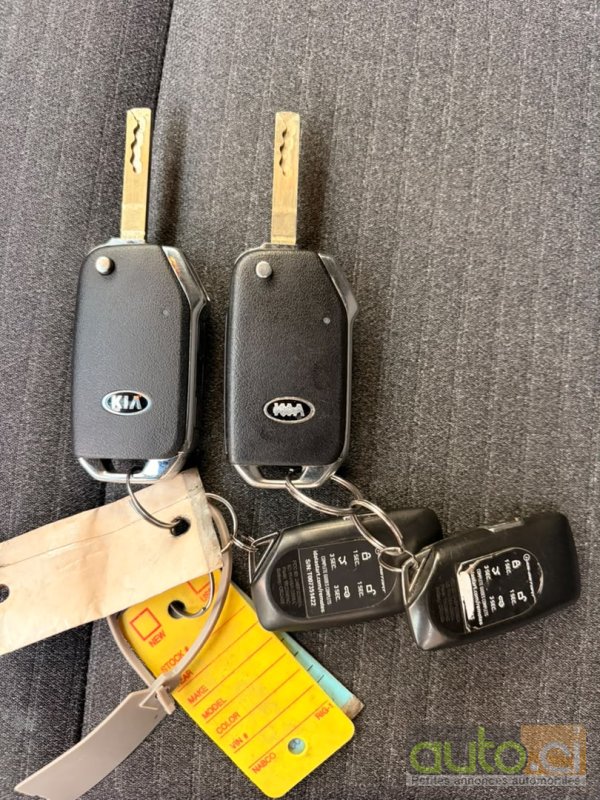 Photo 4 AUTO.CI : KIA Soul 2.0L