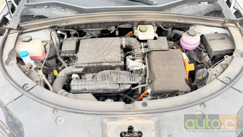 Photo 4 AUTO.CI : Byd Song Plus PHEV HYBRIDE