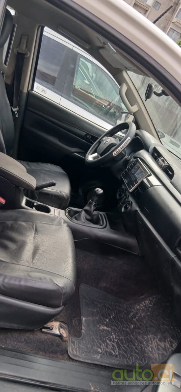 Photo 4 AUTO.CI : Toyota Hilux 2021