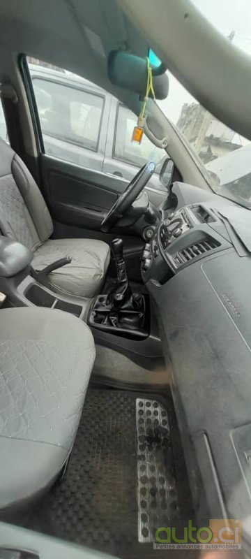 Photo 4 AUTO.CI : Toyota Hilux ordinaire