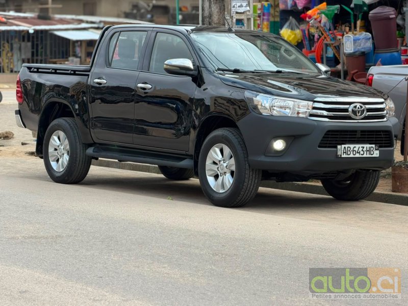Photo 4 AUTO.CI : Toyota Hilux 4cylindre 