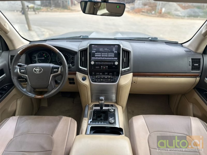 Photo 4 AUTO.CI : Toyota Land Cruiser V8 VX.S