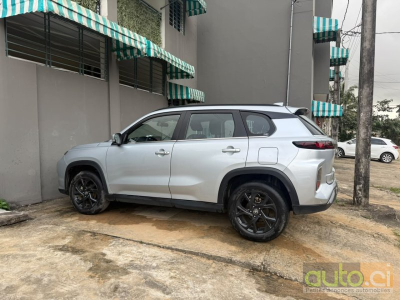 Photo 4 AUTO.CI : Toyota Urban Cruiser 2.0L
