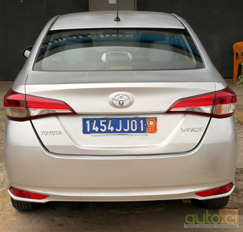 Photo 4 AUTO.CI : Toyota Yaris 2.0 VVTI