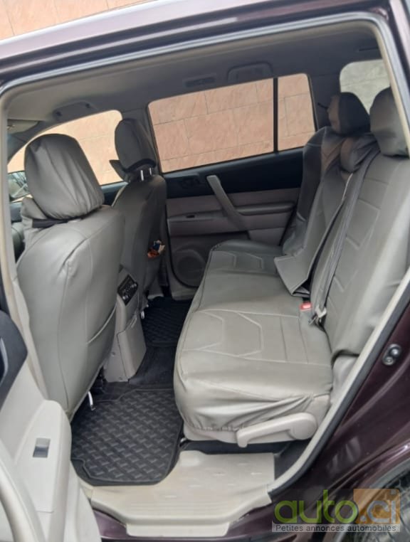 Photo 4 AUTO.CI : Toyota Highlander 2012