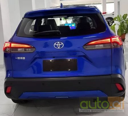 Photo 4 AUTO.CI : Toyota Corolla Cross Version Chinoise 