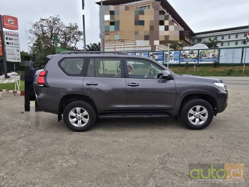 Photo 4 AUTO.CI : Toyota Prado 1.6