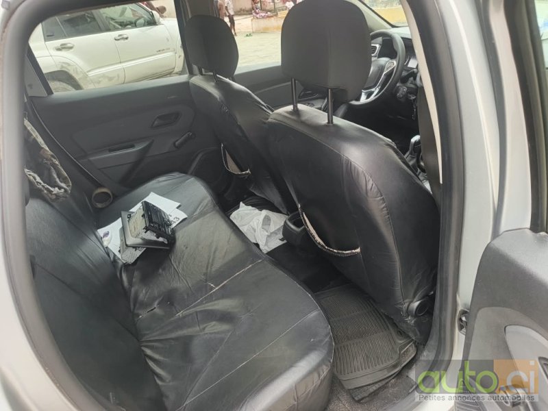 Photo 5 AUTO.CI : Renault Duster 2.0l