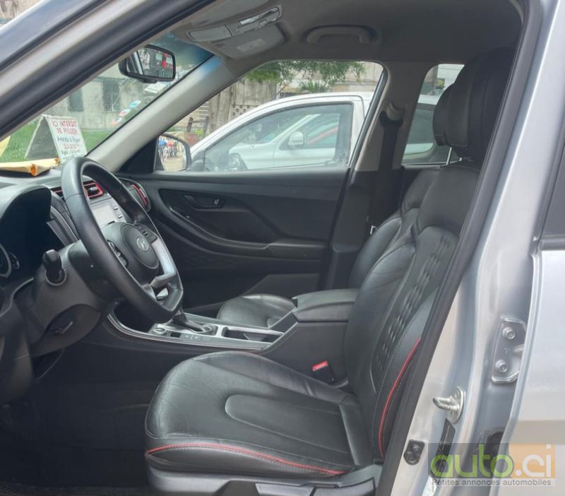 Photo 5 AUTO.CI : Hyundai Creta 2.0L
