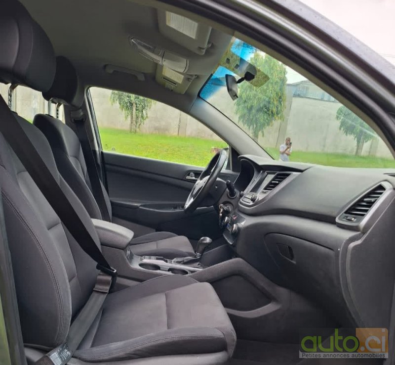 Photo 5 AUTO.CI : Hyundai Tucson 2.0L