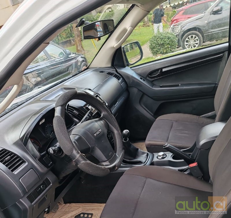 Photo 5 AUTO.CI : Isuzu D-MAX 4 cylindre