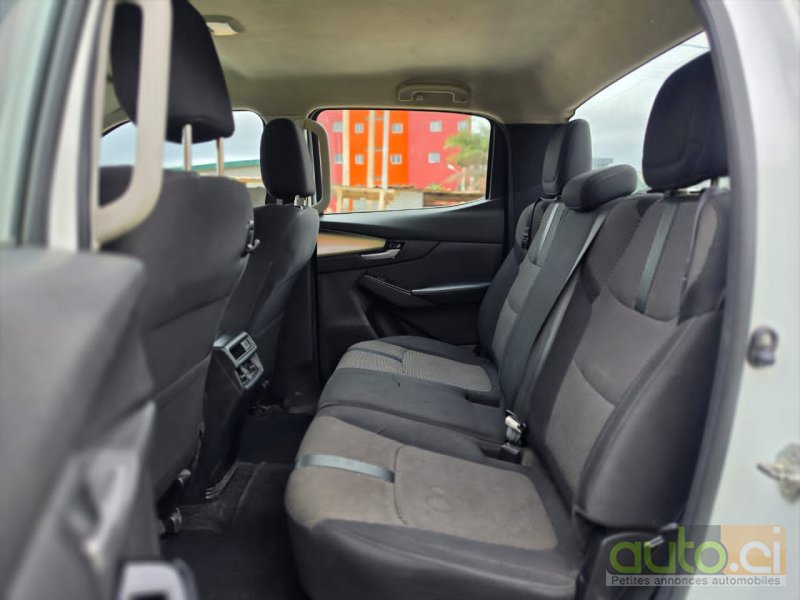 Photo 5 AUTO.CI : Mazda BT-50 2.0