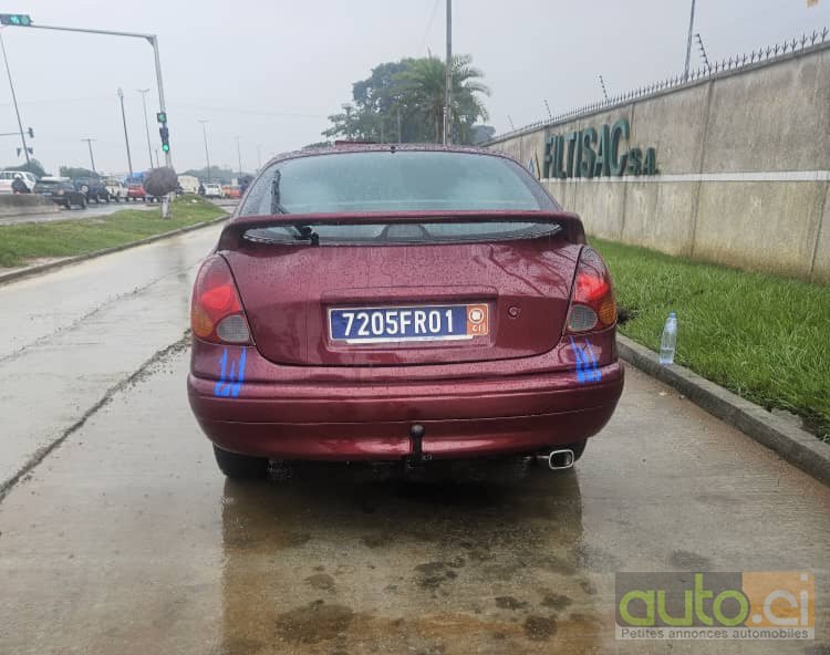 Photo 5 AUTO.CI : Toyota Corolla 2.0L