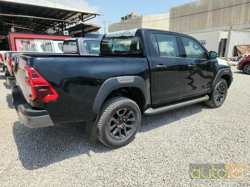 Photo 5 AUTO.CI : Toyota Hilux Adventure Full