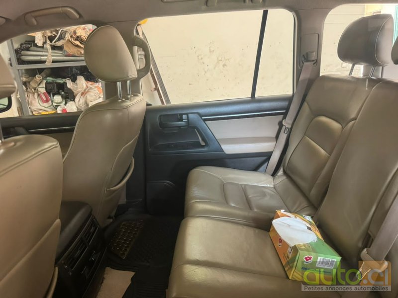 Photo 5 AUTO.CI : Toyota Land Cruiser Moteur V8 