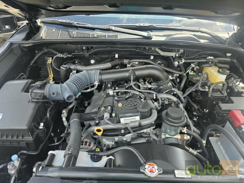 Photo 5 AUTO.CI : Toyota Fortuner  4 cylindres