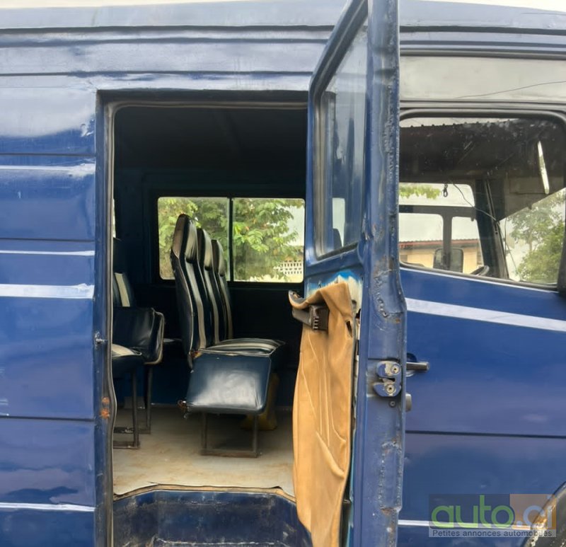 Photo 5 AUTO.CI : Mercedes Vario Plus 2002