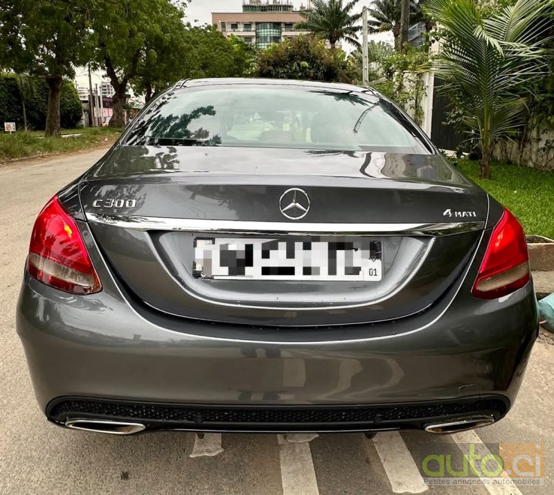 Photo 5 AUTO.CI : Mercedes Classe C C300