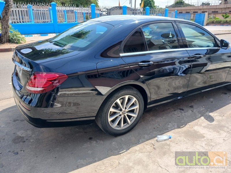 Photo 5 AUTO.CI : Mercedes Classe E 200