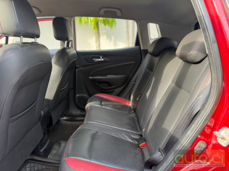 Photo 6 AUTO.CI : Changan CS15 2.0L