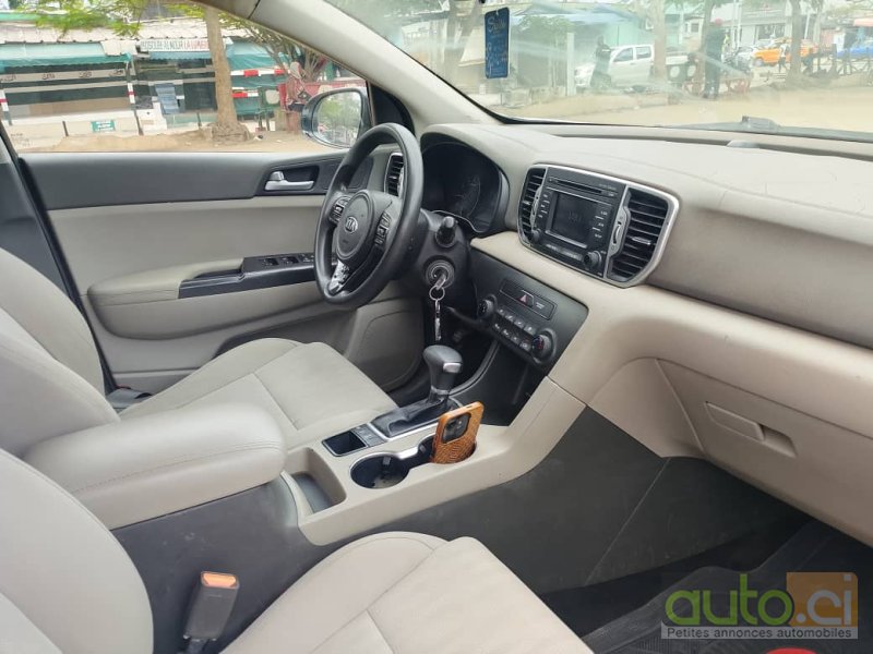 Photo 6 AUTO.CI : KIA Sportage 2.0 gdi