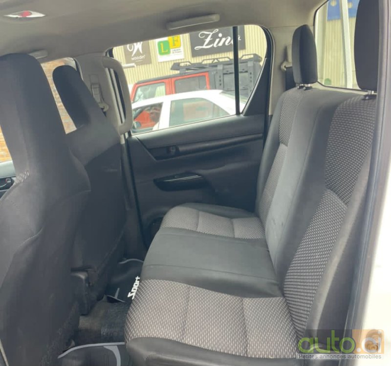 Photo 6 AUTO.CI : Toyota Hilux 2.0L 
