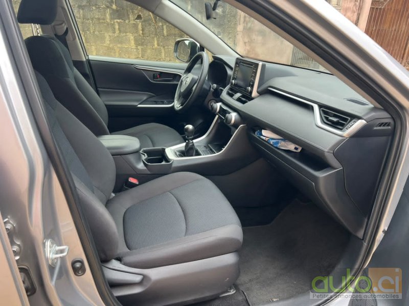 Photo 6 AUTO.CI : Toyota RAV4 2.0 VVTI