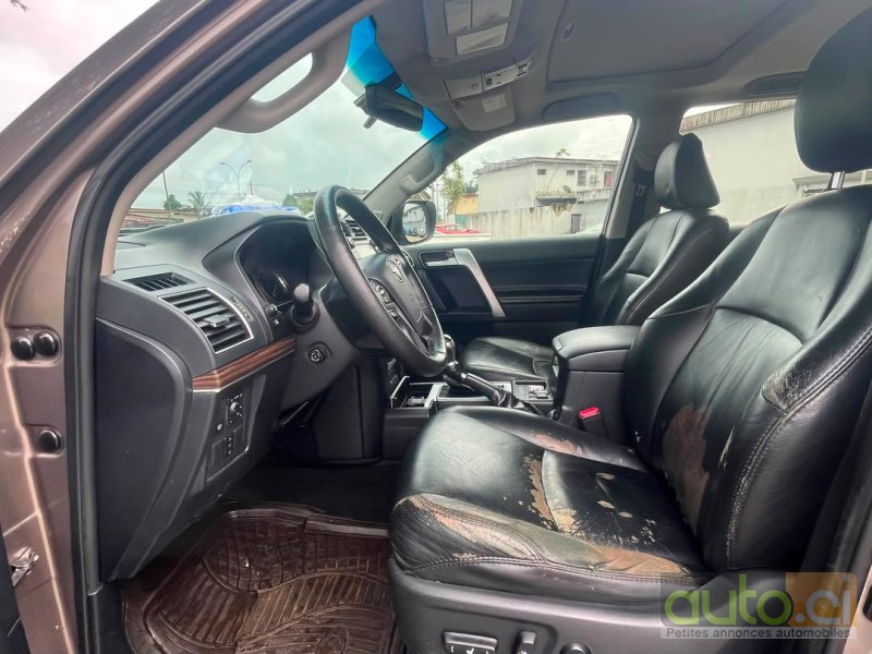 Photo 6 AUTO.CI : Toyota Prado VX moteur v6