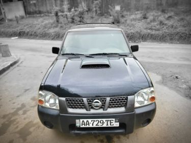 Annonce AUTO.CI : Nissan Pick-Up Modèle hard body