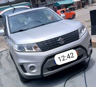 Annonce AUTO.CI : Suzuki Vitara Boîte manuelle 