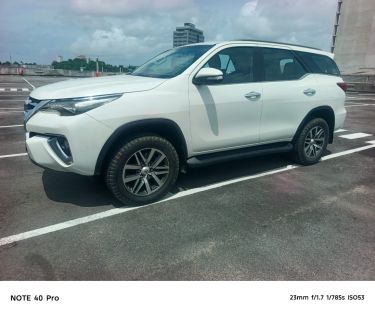 Annonce AUTO.CI : Toyota Fortuner  Moteur V6